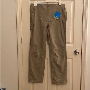 Brand New men’s Columbia pants